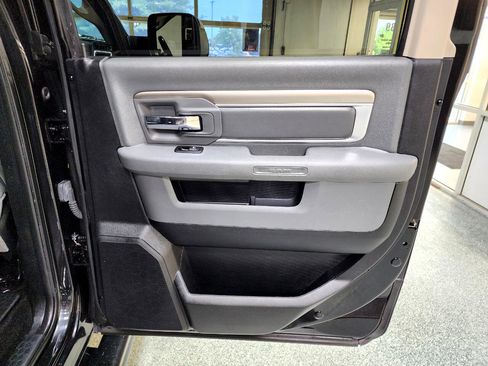 Used 2015 RAM 2500 Big Horn image 22