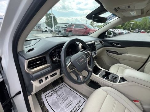 Certified 2023 GMC Acadia Denali w/ Denali Technology Package image 26
