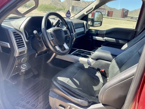 Used 2017 Ford F250 Lariat w/ Lariat Ultimate Package AWD/4WD image 10