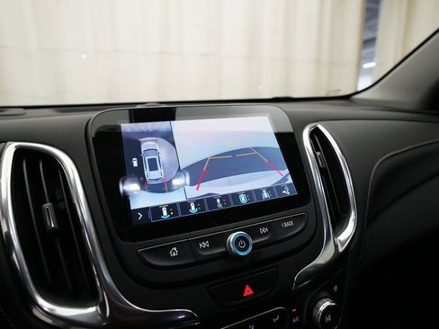 Used 2020 Chevrolet Equinox Premier image 20