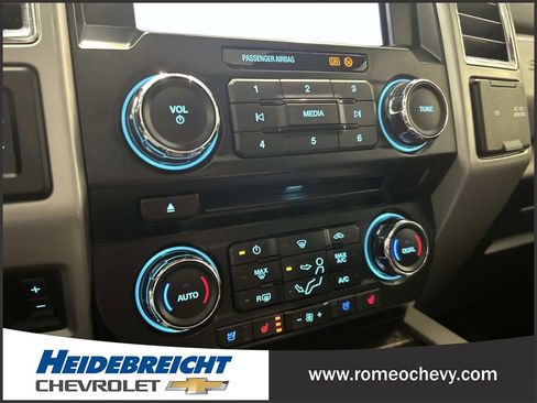 Used 2017 Ford F250 Lariat w/ Lariat Ultimate Package image 25