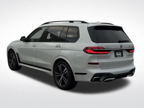 Used 2026 BMW X7 xDrive40i w/ M Sport Package image 6