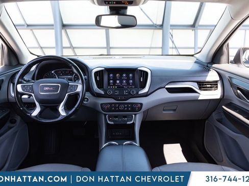 Used 2022 GMC Terrain SLT AWD/4WD image 4