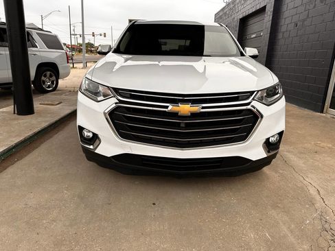 Used 2018 Chevrolet Traverse LT AWD/4WD image 3