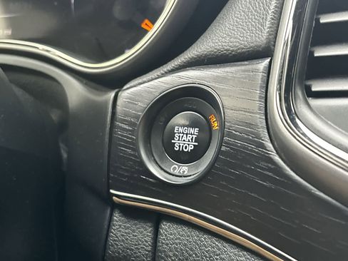 Used 2018 Jeep Grand Cherokee High Altitude image 26