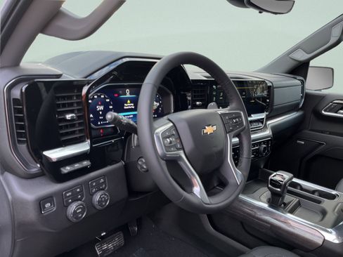 New 2026 Chevrolet Silverado 1500 LTZ w/ LTZ Premium Package image 14