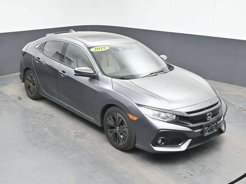 Used 2019 Honda Civic EX image 13