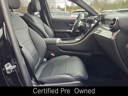 Certified 2025 Mercedes-Benz GLC 300 4MATIC image 32