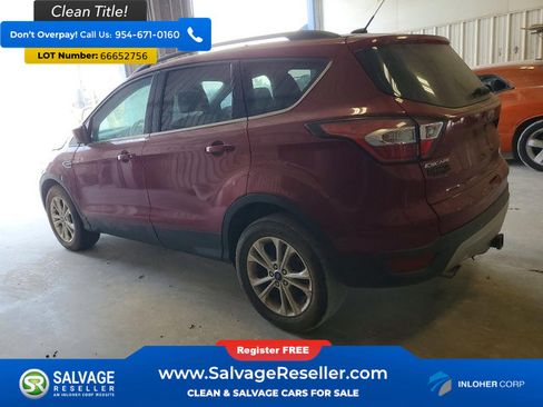 Used 2017 Ford Escape SE w/ SE Leather Comfort Package FWD image 3
