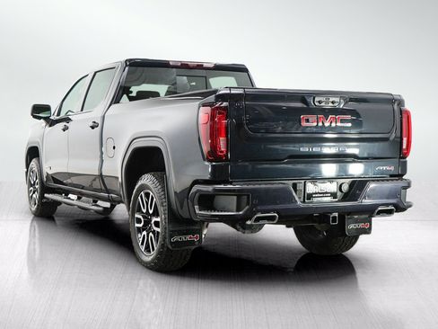 Used 2025 GMC Sierra 1500 AT4 w/ Technology Package AWD/4WD image 3