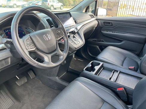 Used 2024 Honda Odyssey EX-L image 19