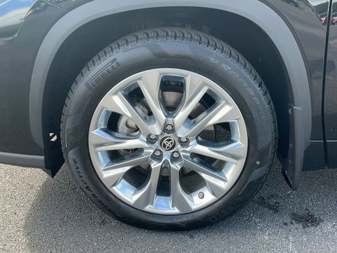 Used 2022 Toyota Highlander Limited AWD/4WD image 12