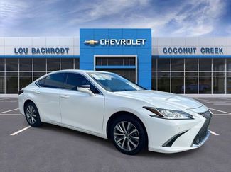 Used 2019 Lexus ES 350 w/ Premium Package FWD video 2