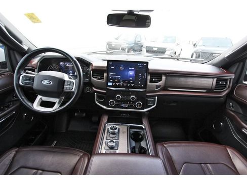 Used 2023 Ford Expedition Max Limited AWD/4WD image 9