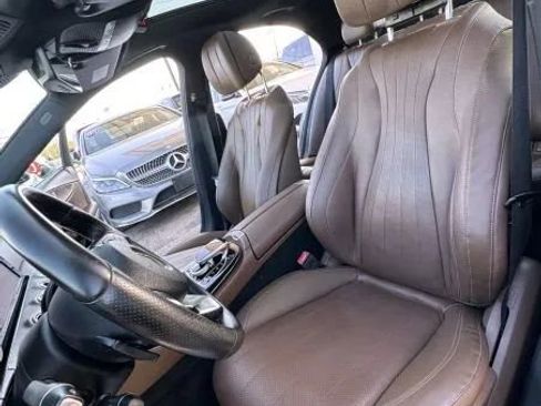 Used 2017 Mercedes-Benz E 300 image 19