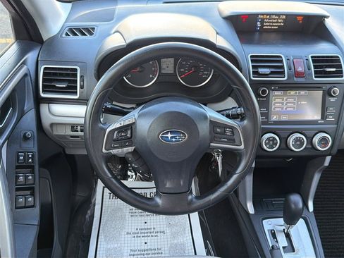Used 2016 Subaru Forester 2.5i AWD/4WD image 20