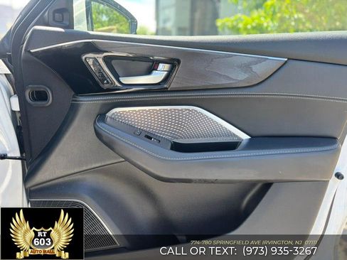 Used 2022 Acura MDX SH-AWD w/ Advance Package image 17