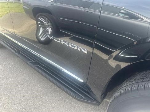 Certified 2023 GMC Yukon XL SLT image 12