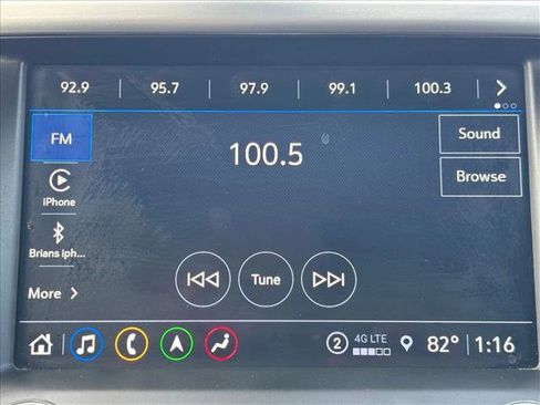 Used 2023 GMC Acadia SLT image 12