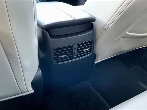 Used 2023 MAZDA CX-30 AWD 2.5 S w/ Preferred Package image 24