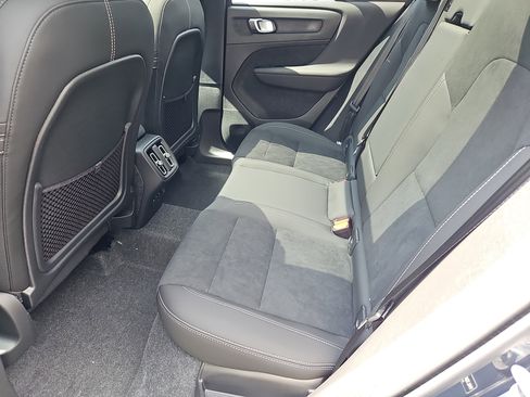 New 2026 Volvo XC40 B5 Ultra w/ Protection Package Premier image 22