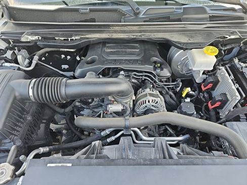 Used 2020 RAM 1500 Laramie AWD/4WD image 33