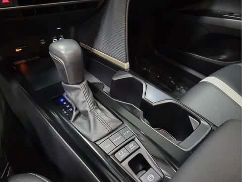 Certified 2025 Toyota Camry SE FWD image 18
