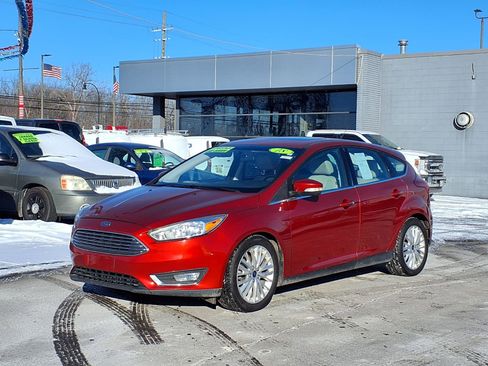 Used 2018 Ford Focus Titanium image 1