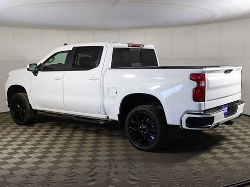Used 2020 Chevrolet Silverado 1500 RST AWD/4WD image 9