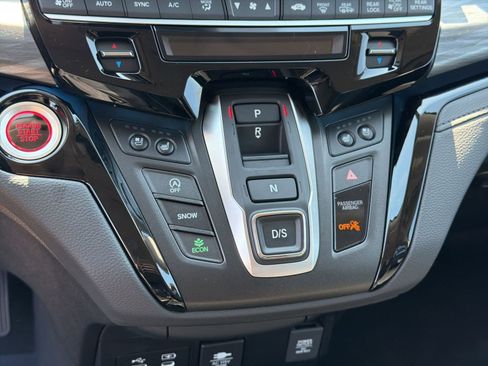New 2026 Honda Odyssey Elite image 18