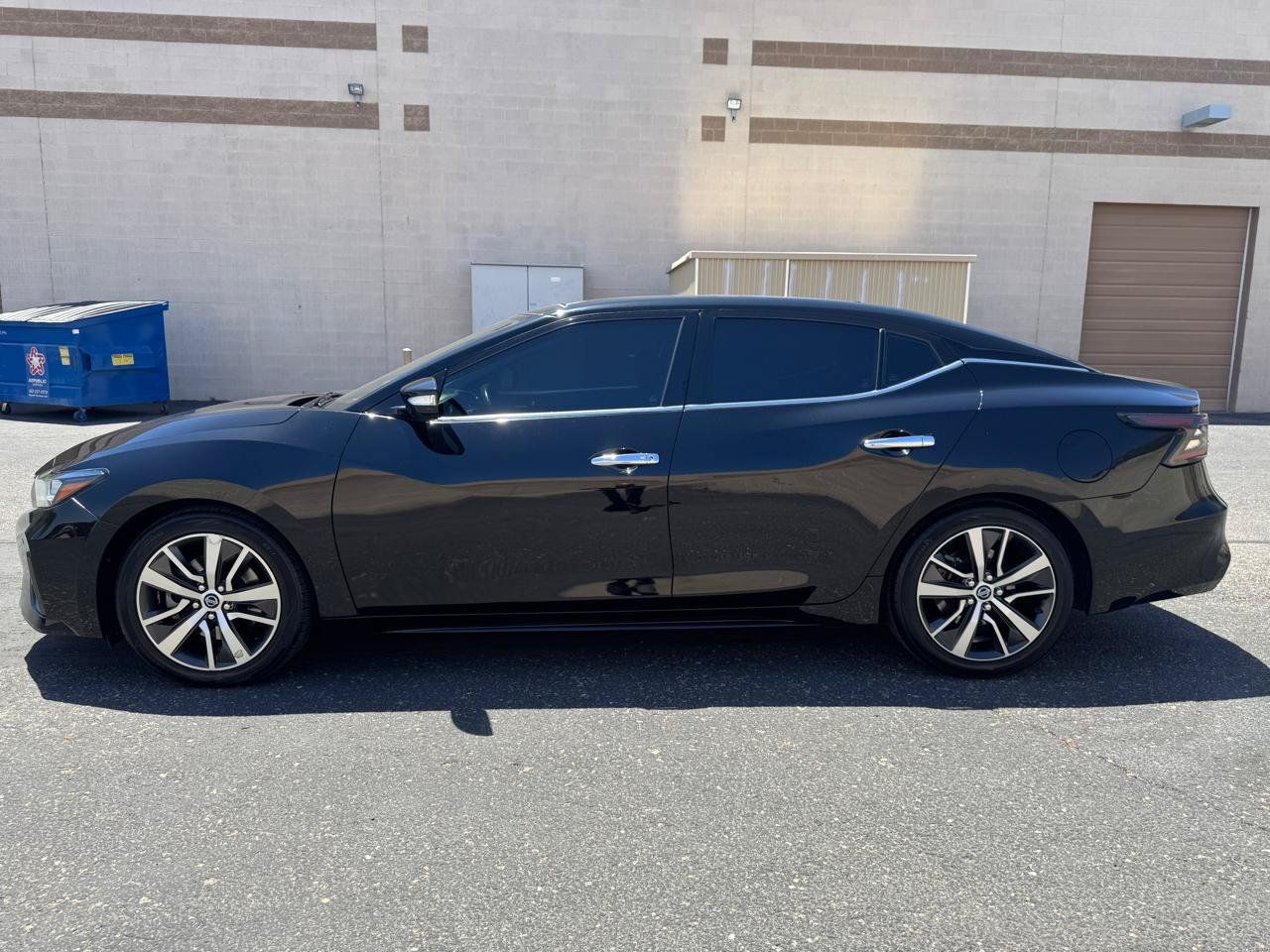 Used 2019 Nissan Maxima 3.5 SL w/ Floor Mat Group FWD image 5