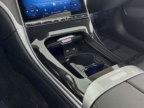 New 2026 Mercedes-Benz C 300 4MATIC Sedan image 5