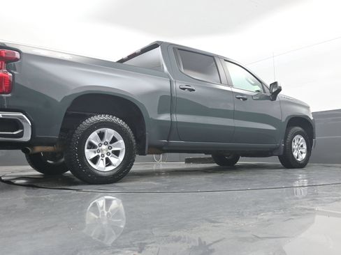 Used 2025 Chevrolet Silverado 1500 LT AWD/4WD image 28