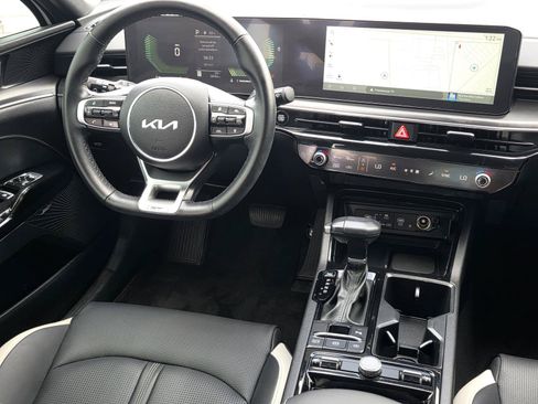 Used 2025 Kia K5 GT-Line w/ GT-Line Premium Package FWD image 10