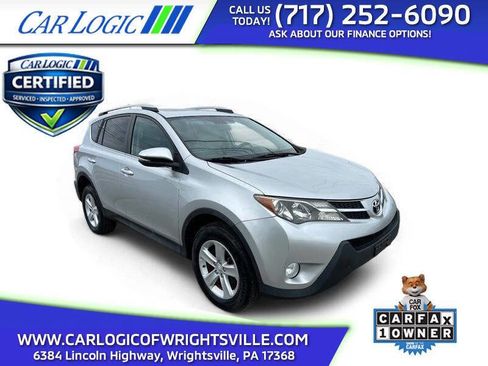 Used 2014 Toyota RAV4 XLE FWD image 1