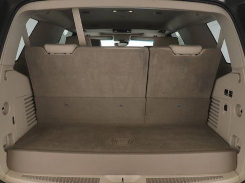 Used 2016 GMC Yukon Denali image 32