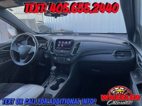 Used 2022 Chevrolet Equinox RS w/ Infotainment Package image 15