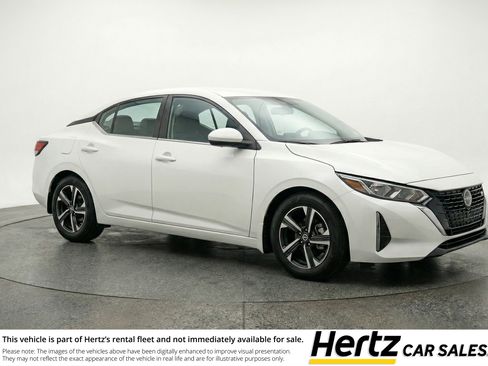 Used 2025 Nissan Sentra SV image 1