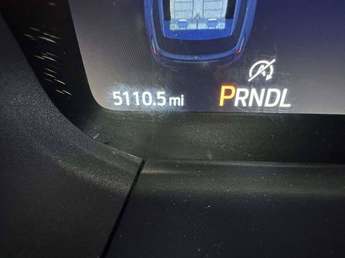 Used 2025 Ford Explorer ST-Line w/ ST-Line Street Pack AWD/4WD image 31