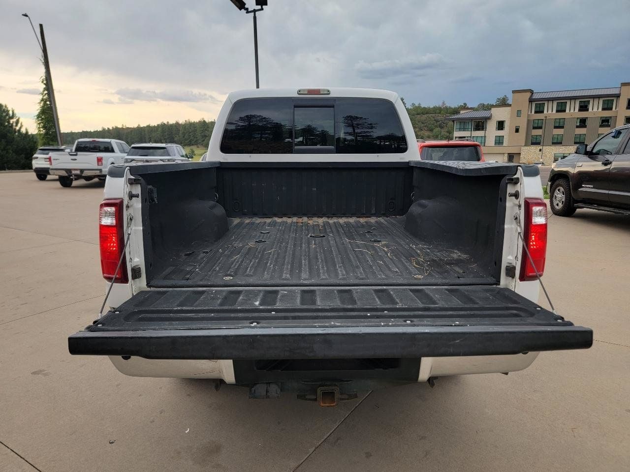 Used 2015 Ford F250 Lariat w/ Chrome Package AWD/4WD image 13