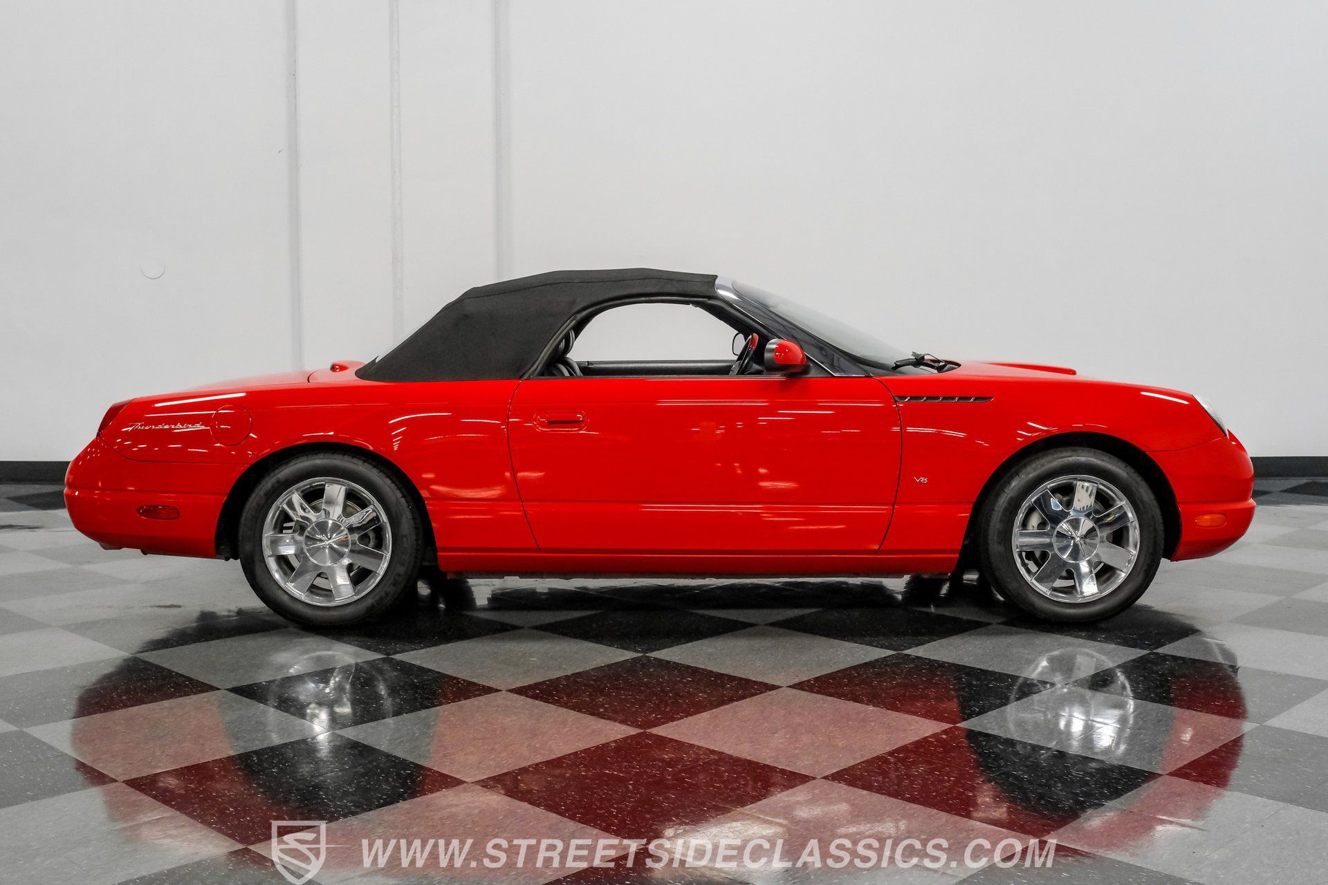 Used 2003 Ford Thunderbird RWD image 13
