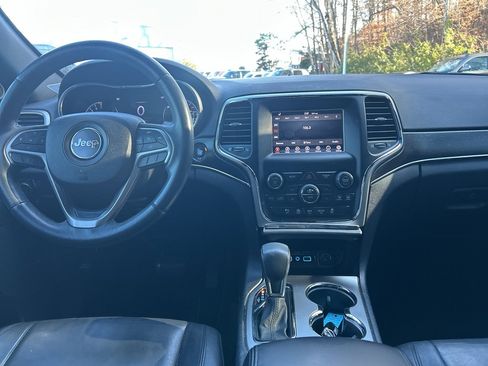 Used 2018 Jeep Grand Cherokee Limited image 15