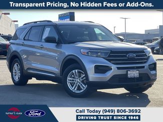 Certified 2022 Ford Explorer XLT image 1