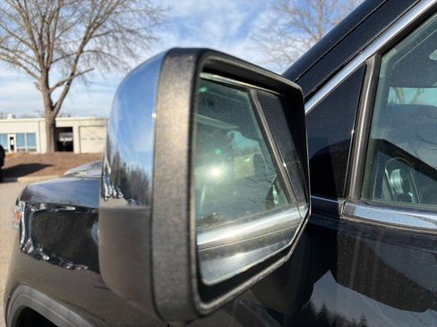 Used 2021 GMC Sierra 1500 Denali w/ Denali Ultimate Package image 9