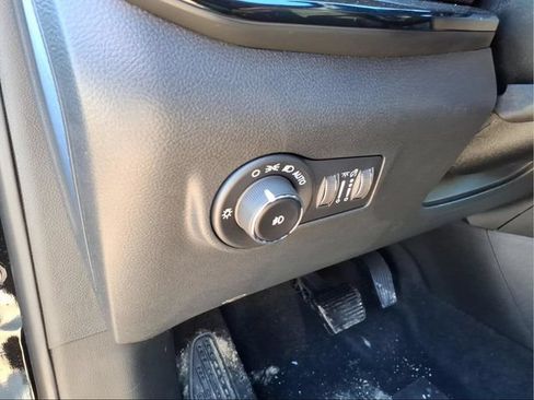 New 2026 Jeep Compass Latitude AWD/4WD image 16
