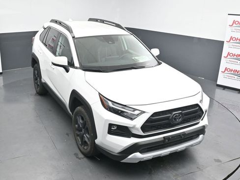 Used 2024 Toyota RAV4 Adventure image 10