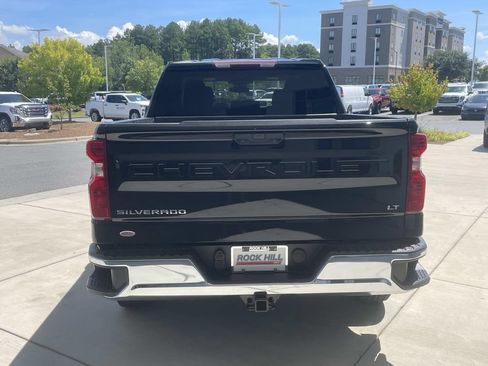 Used 2025 Chevrolet Silverado 1500 LT AWD/4WD image 3