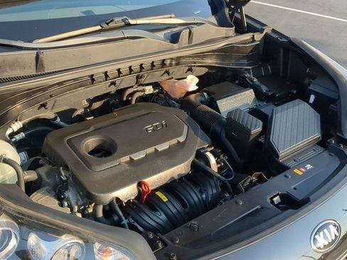 Used 2018 Kia Sportage LX image 29