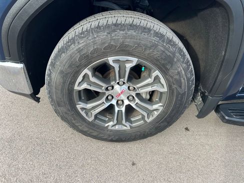 Used 2021 GMC Sierra 1500 SLT w/ SLT Convenience Package image 13