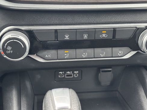 Used 2025 Nissan Altima 2.5 SV image 15